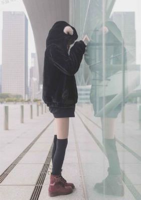 妻中蜜3动漫_十万网红美女美酱