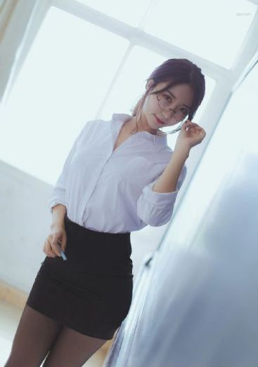 美女黄的视频全免费_BD国语在线观看视频